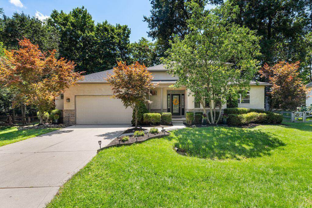 39 Hiawatha Drive - Photo 1