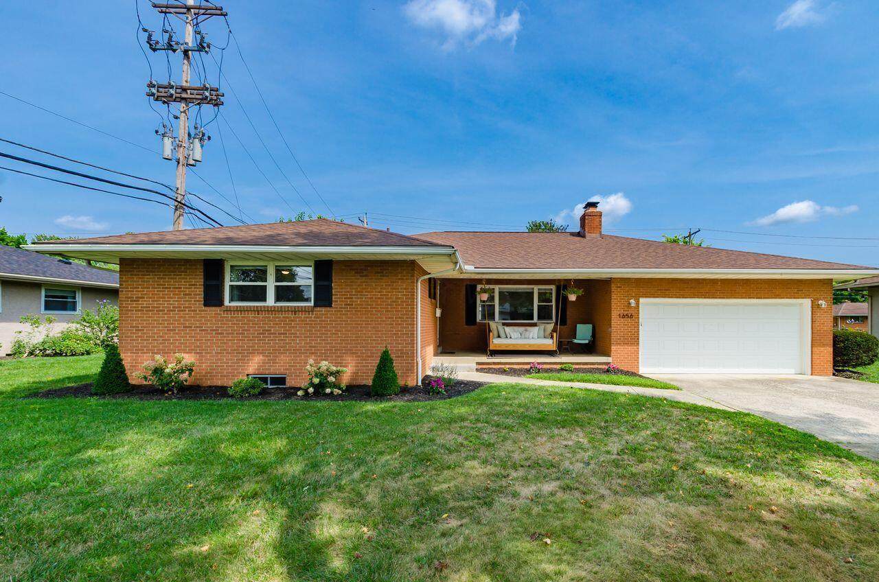 1656 Kenwick Road - Photo 1