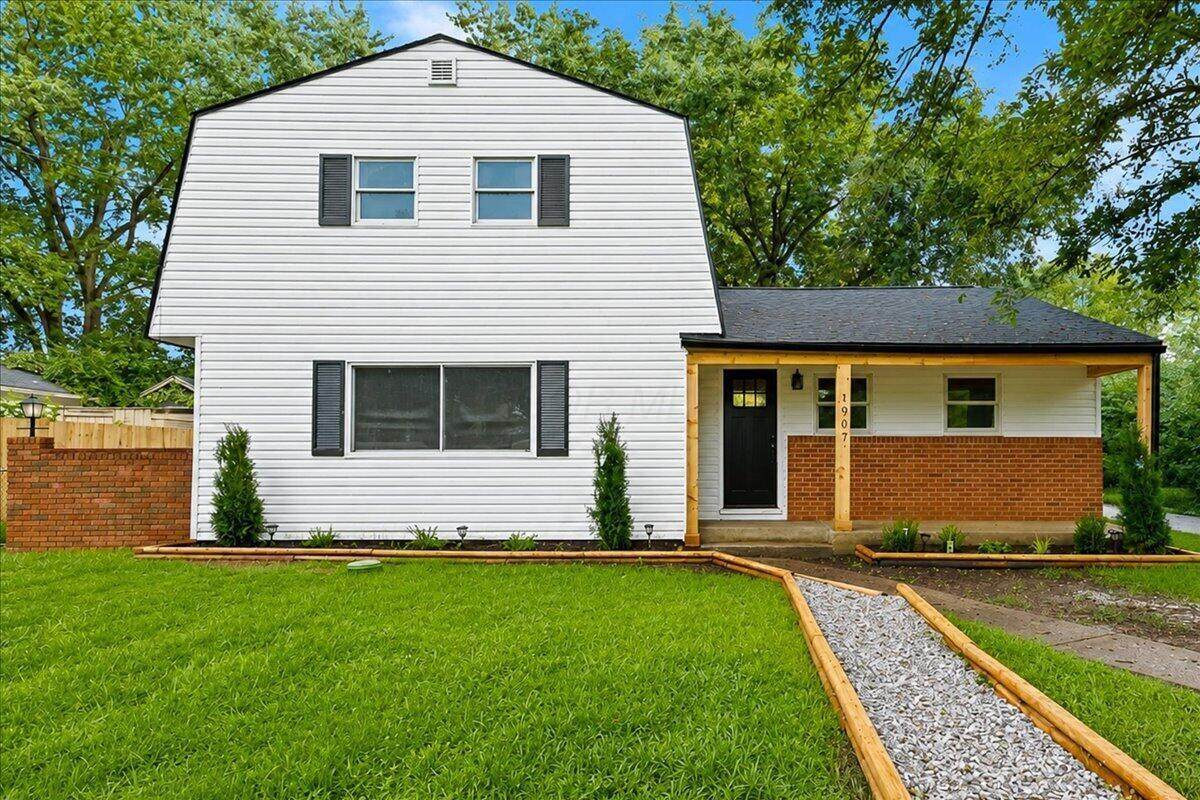 1907 Todd Avenue - Photo 1