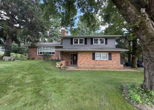 520 Lynwood Lane - Photo 1