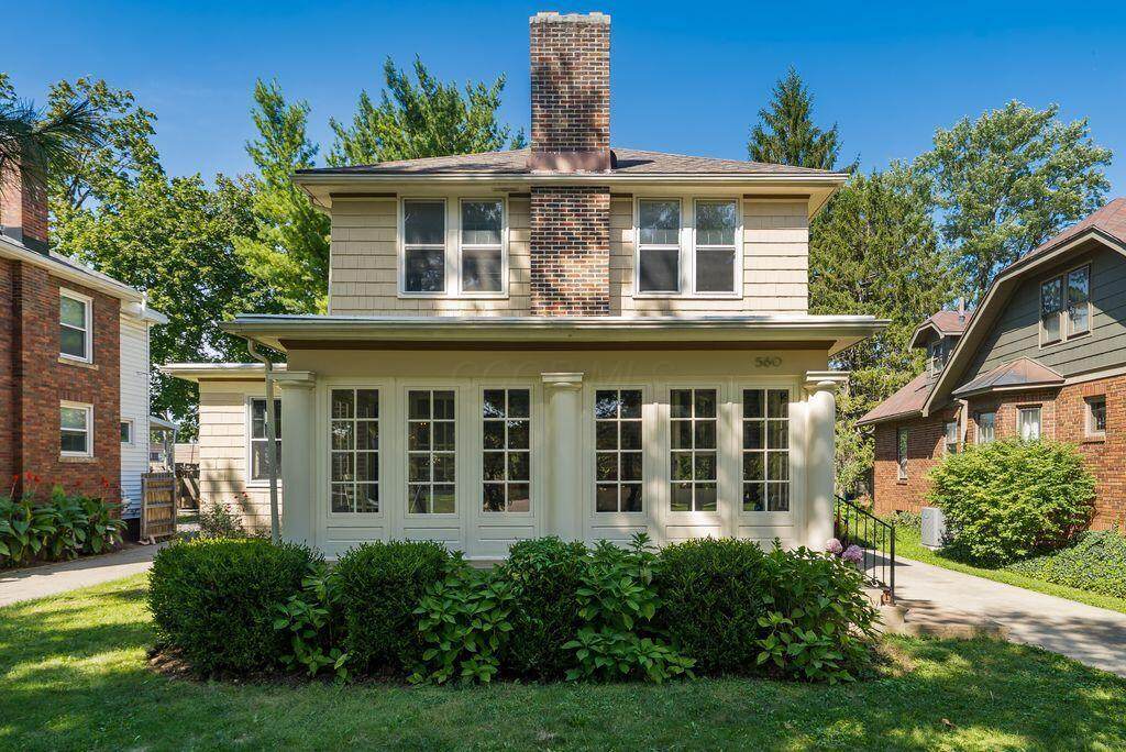 560 North Broadway Street - Photo 1