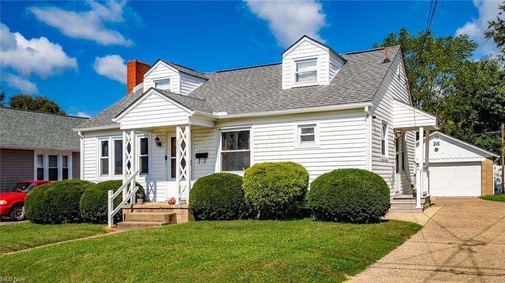 921 Lindbergh Avenue - Photo 1