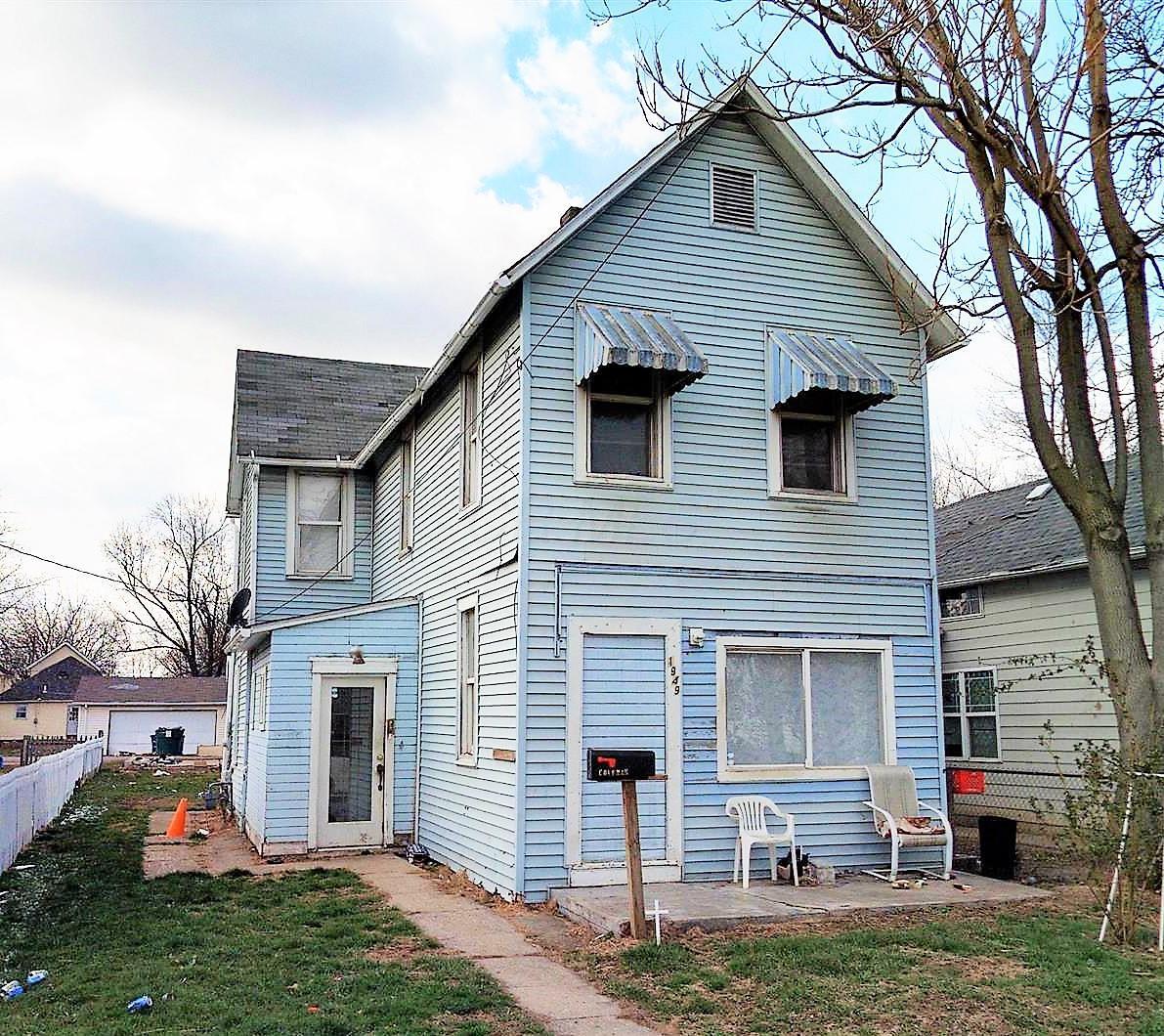 1949 Washington Avenue - Photo 1