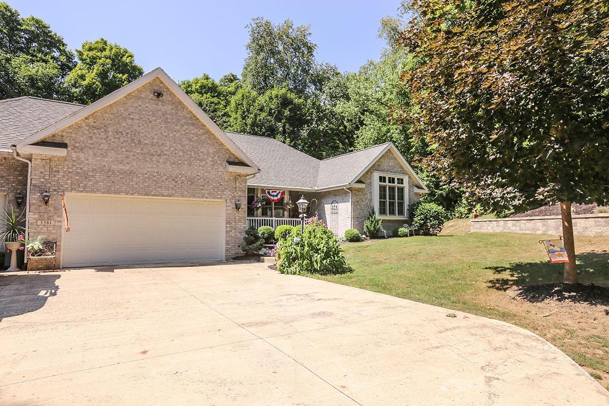 3381 Apple Valley Drive - Photo 1
