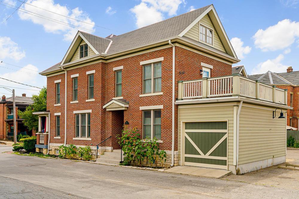 30 Starr Avenue - Photo 1
