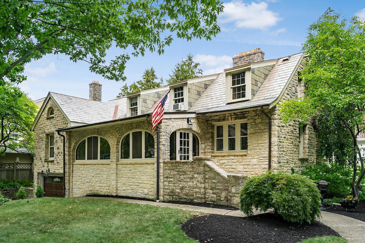 1902 Tremont Road - Photo 1