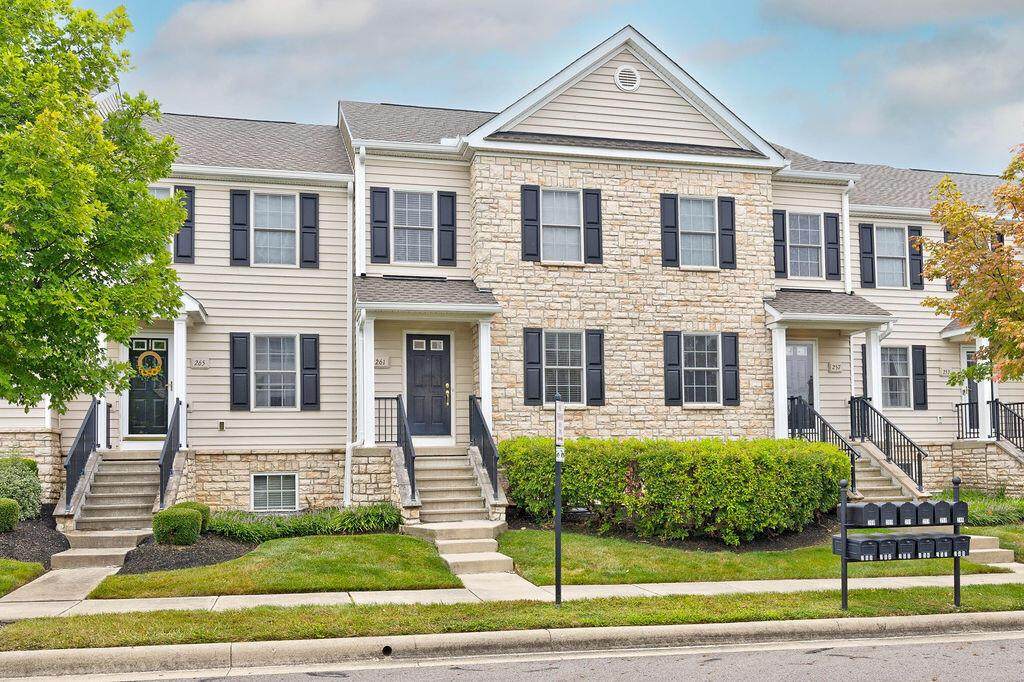 261 Autumn Ridge Circle - Photo 1