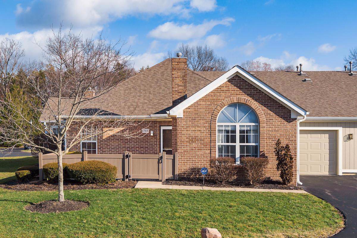 794 Windward Lane - Photo 1