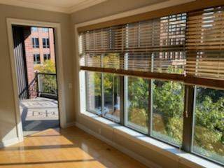 251 Daniel Burnham Square - Photo 1