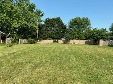 445 Geron Drive - Photo 1