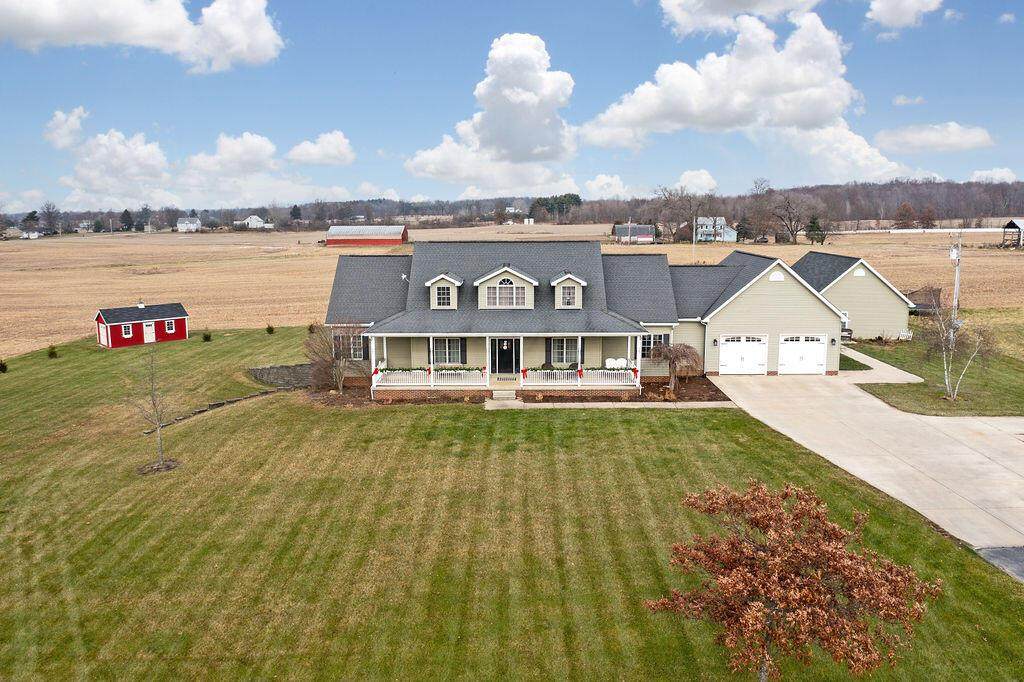4045 Russell Road - Photo 1
