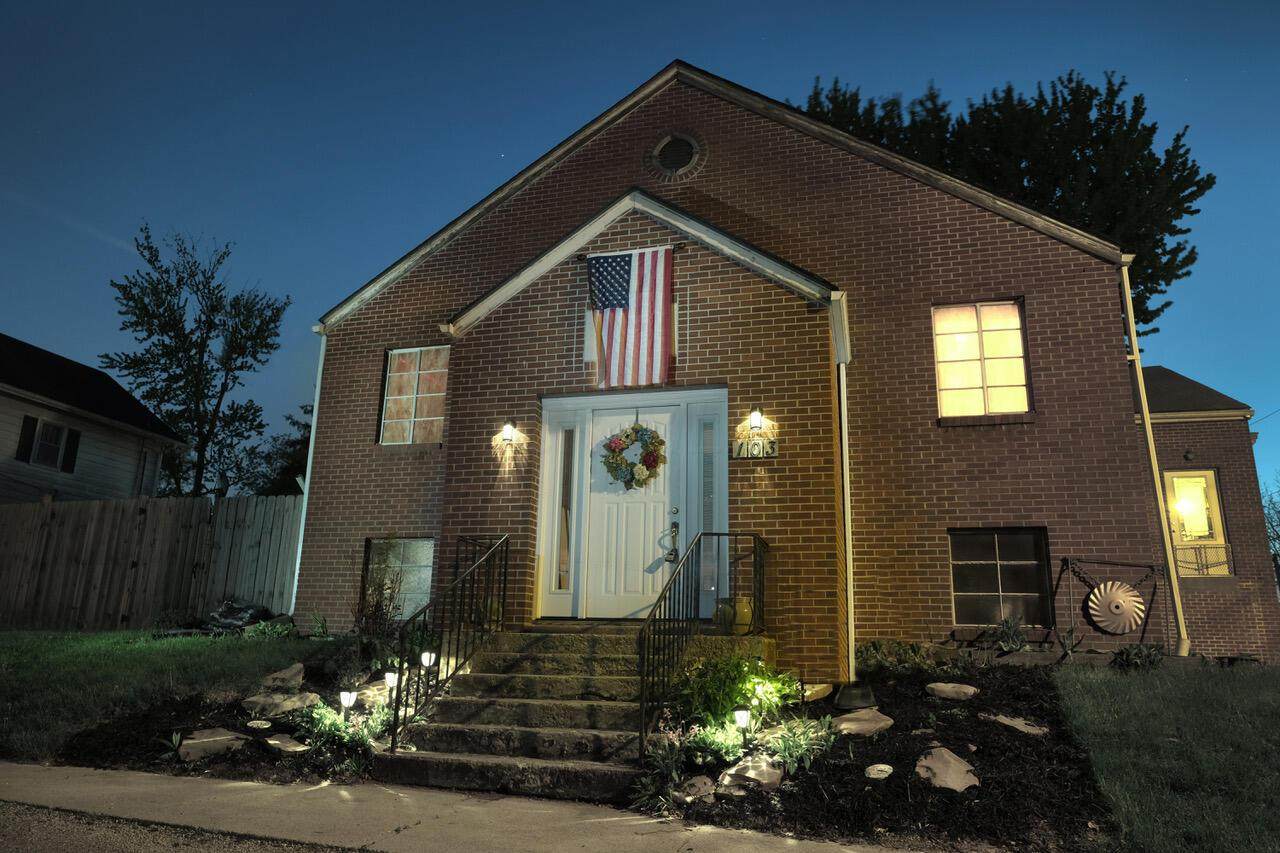 103 Otis Street - Photo 1