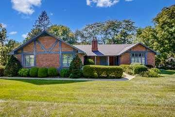197 Hillside Drive - Photo 1
