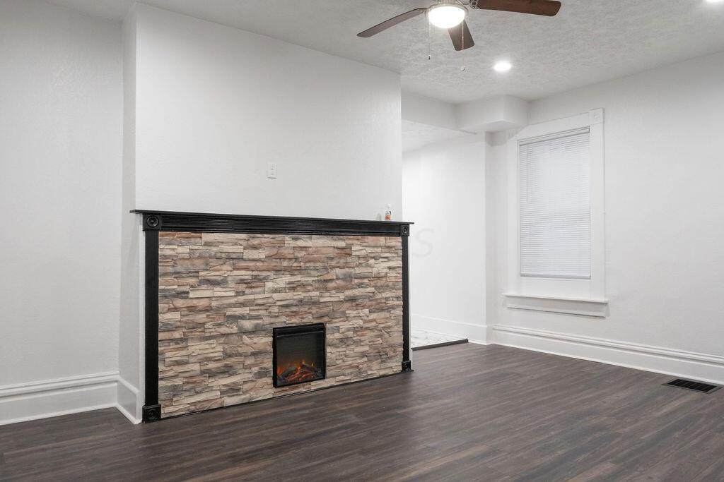 938 Ellsworth Avenue - Photo 1