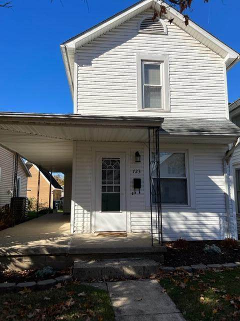 723 Maple Street - Photo 1