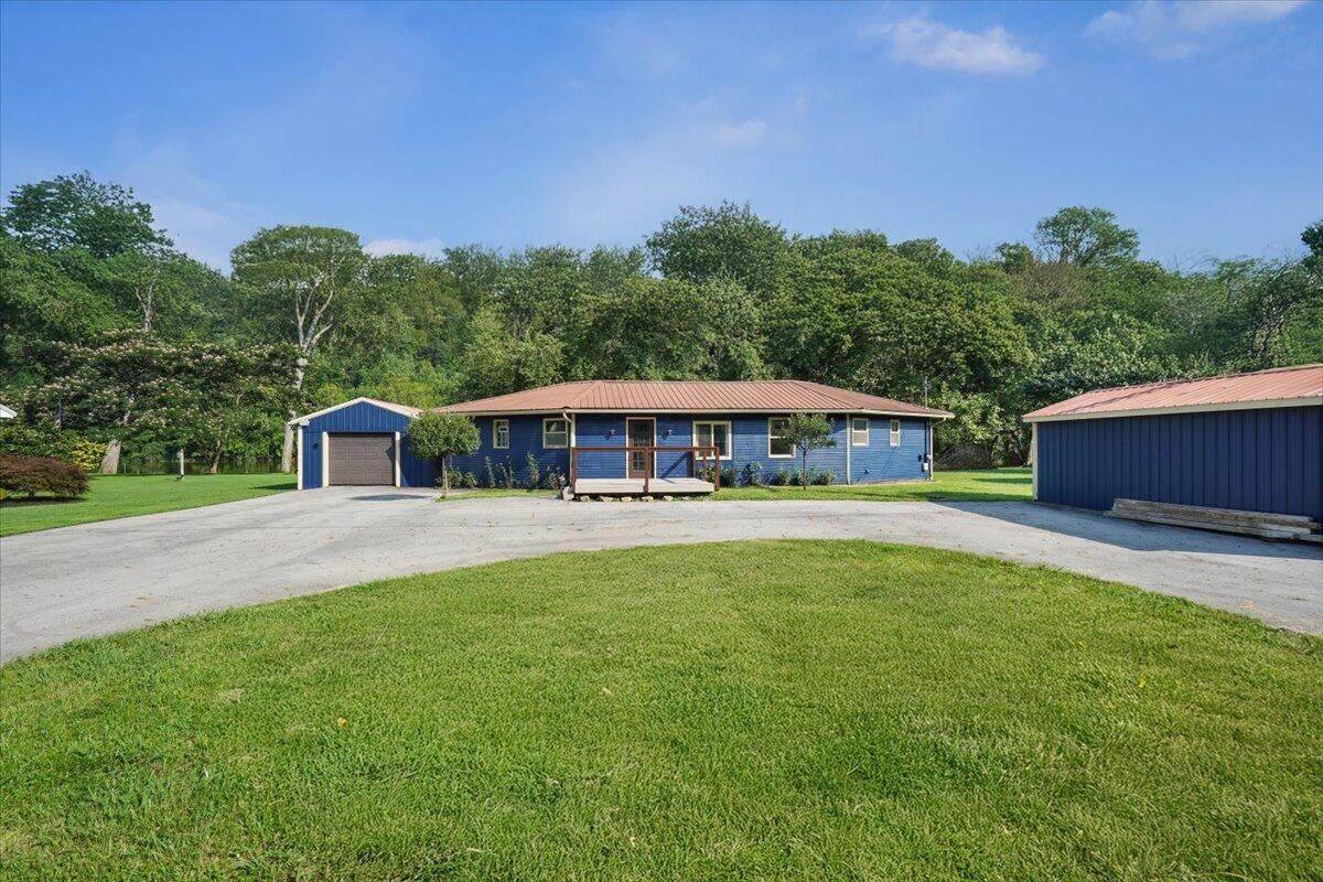 2712 Sycamore Lane - Photo 1