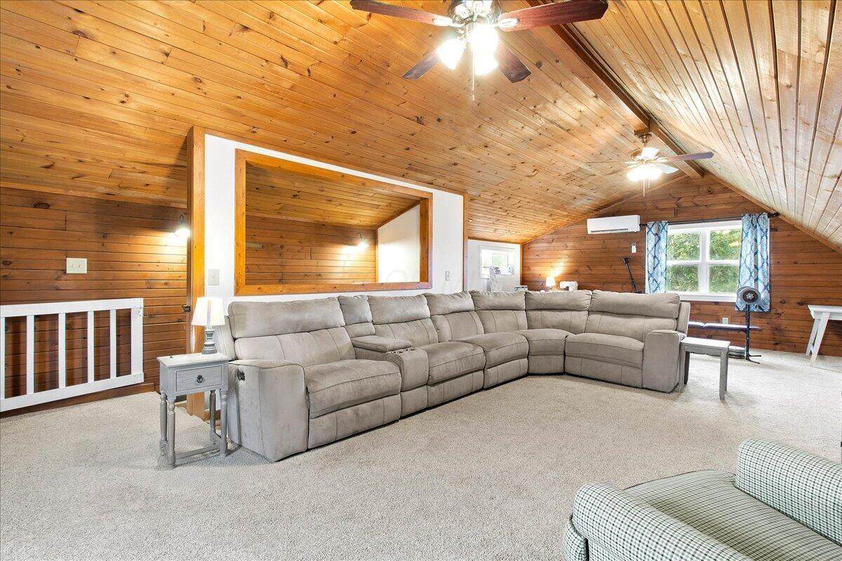 16074 Buckeye Drive - Photo 1