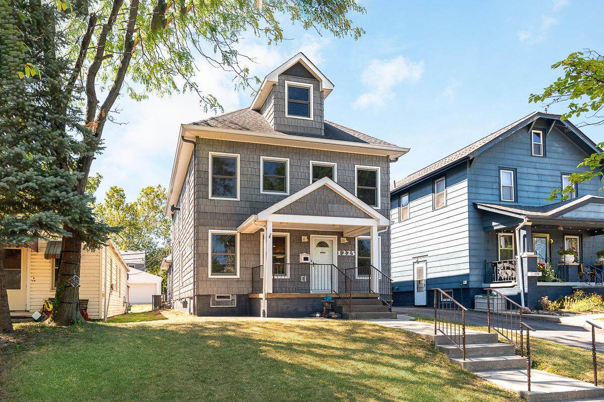 1225 Eastview Avenue - Photo 1