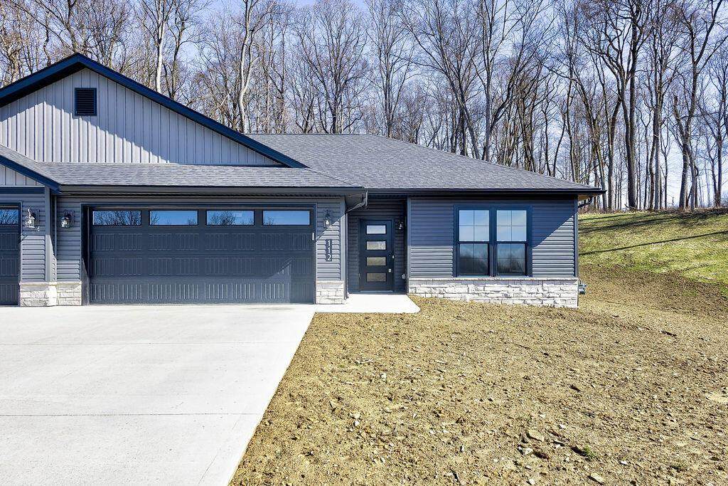 112 Roanoke Street - Photo 1