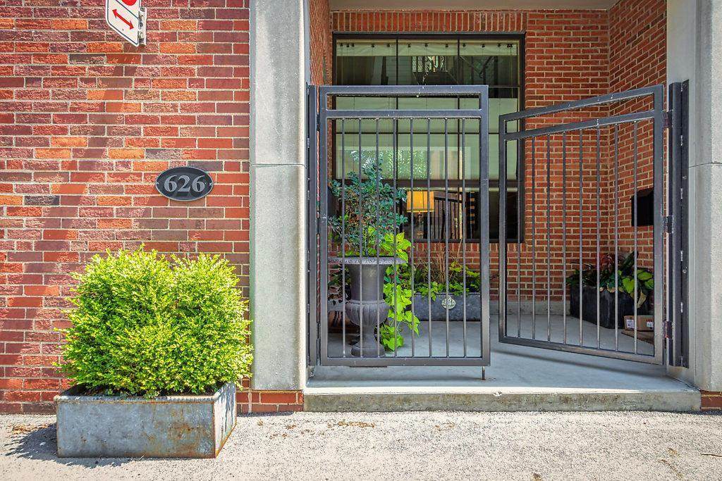 626-7 Jaeger Street - Photo 1