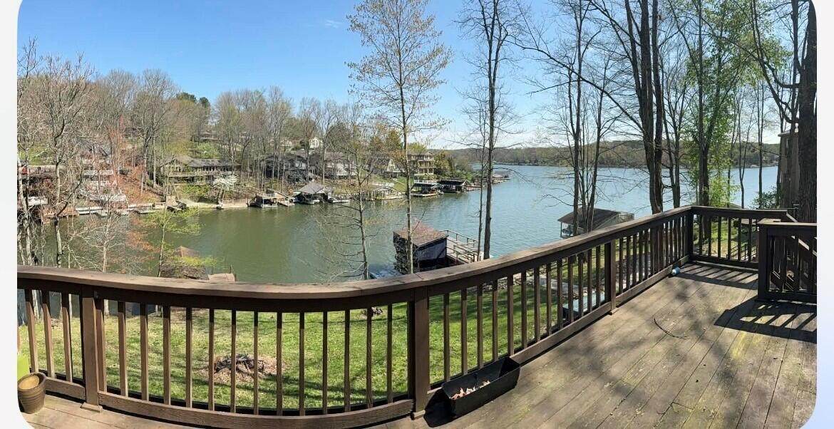 503 Greenacre Circle - Photo 1