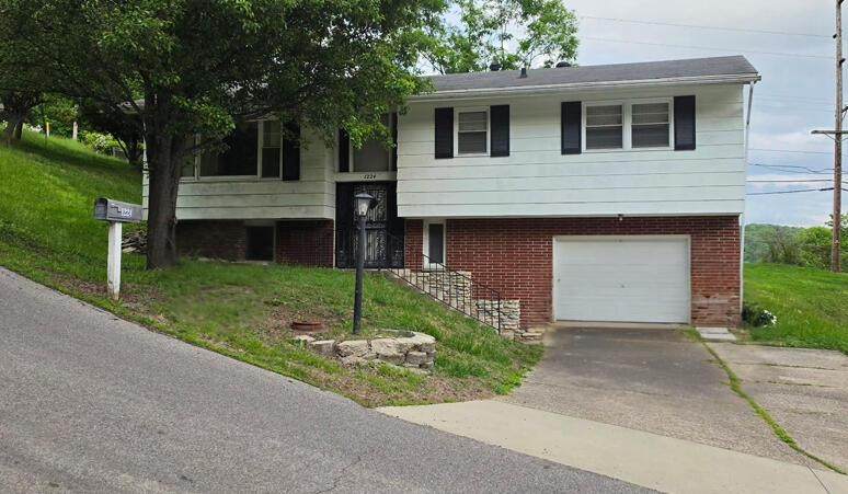 1224 Buena Vista Lane - Photo 1