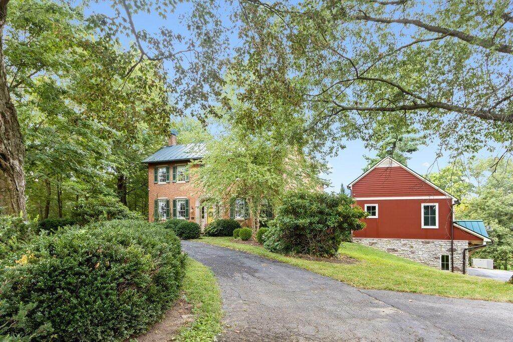 5101 Bowen Road - Photo 1