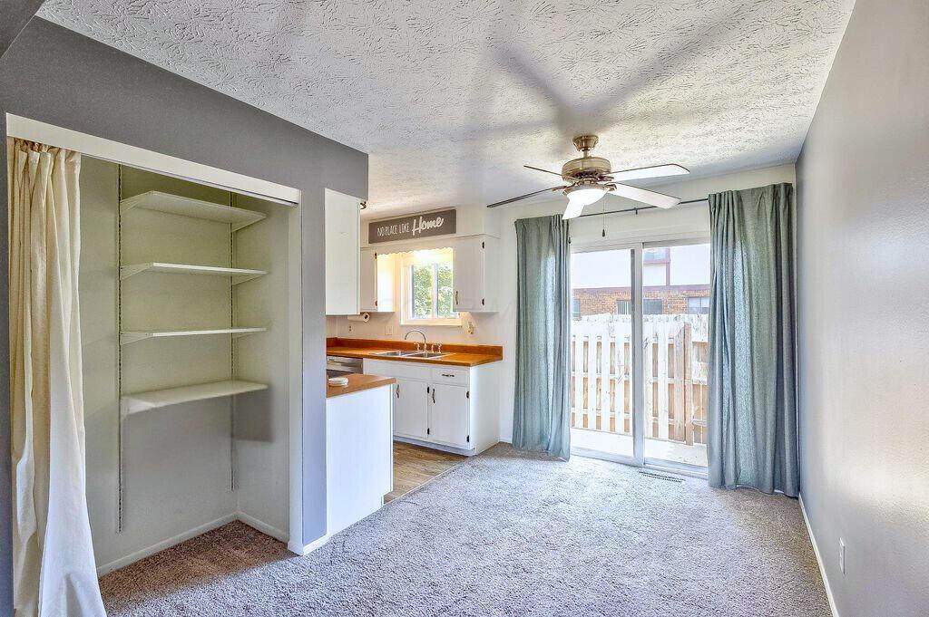 3048 Highcliff Court - Photo 1