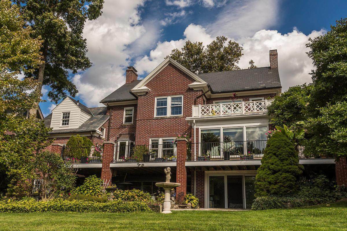 4935 Olentangy Boulevard - Photo 1