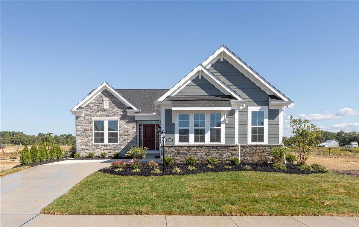 8371 Spenwood Way - Photo 1