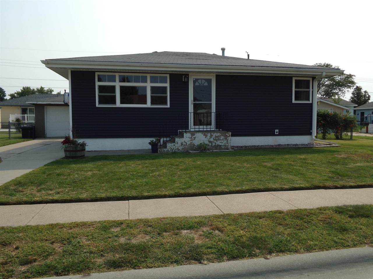 4119 15TH STREET - Photo 1