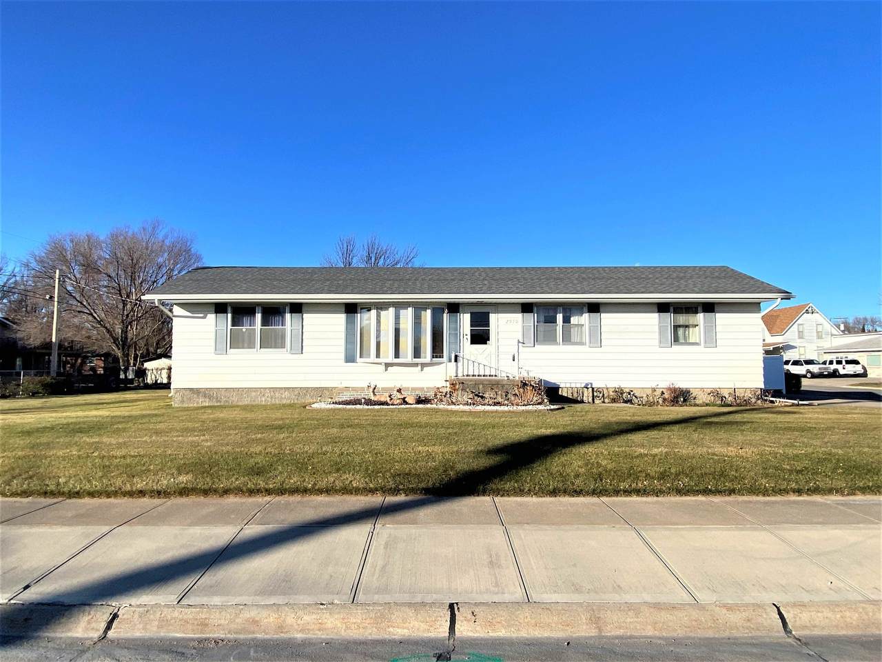 2970 33RD AVENUE - Photo 1