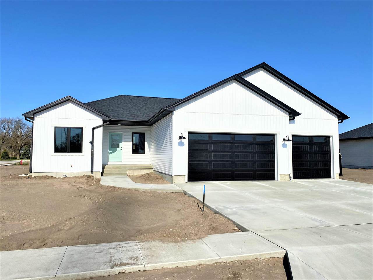 2382 56TH AVENUE - Photo 1