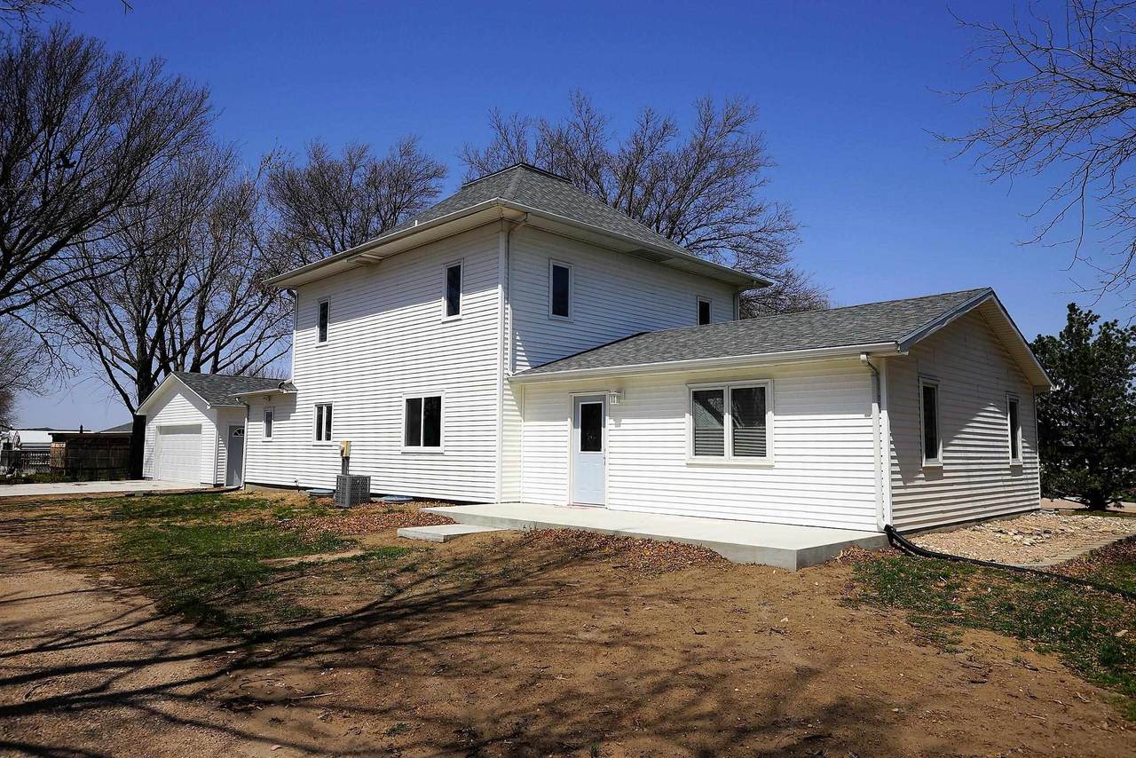 26367 Merlyn Road - Photo 1