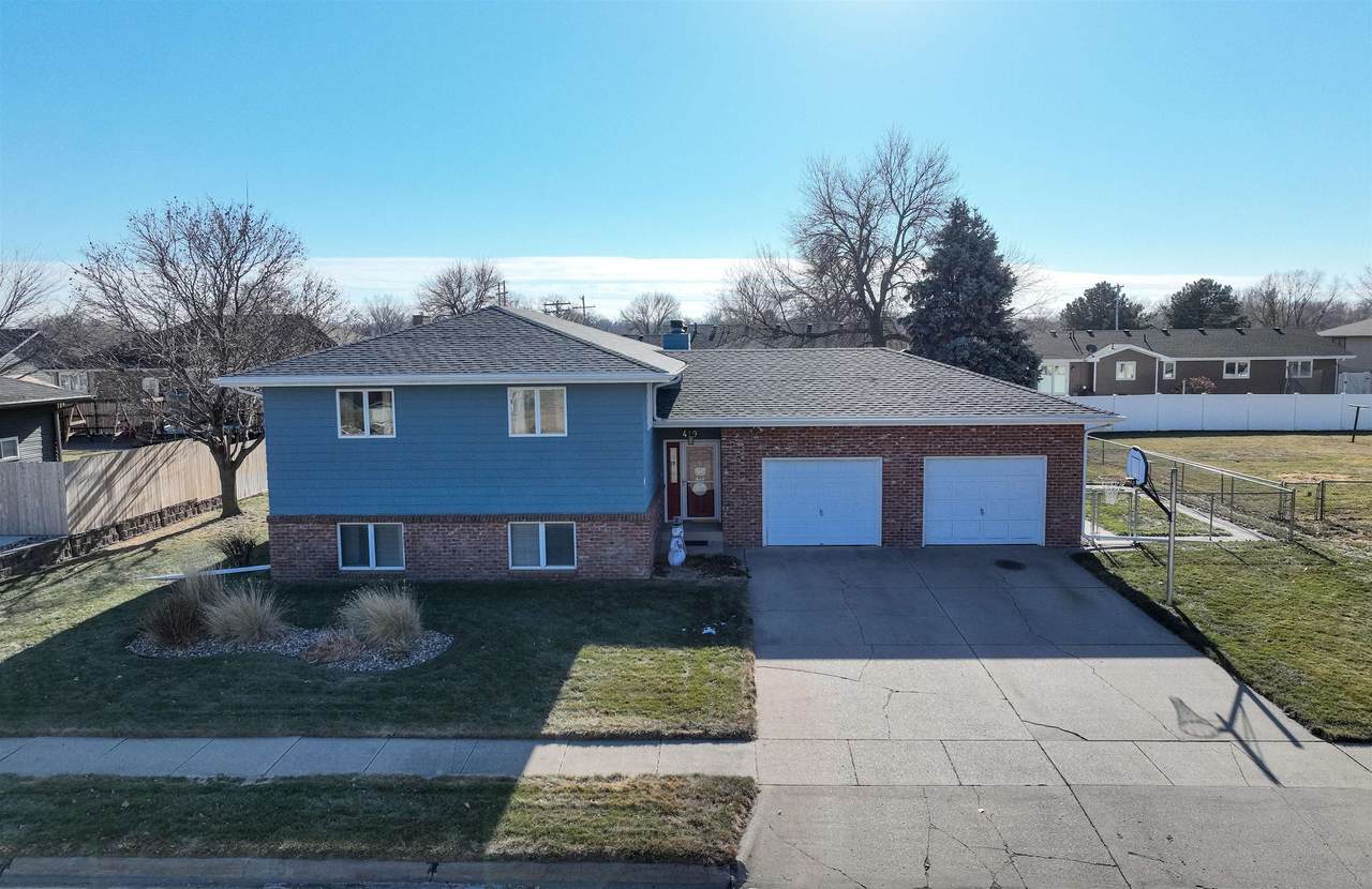 419 4TH STREET - Photo 1
