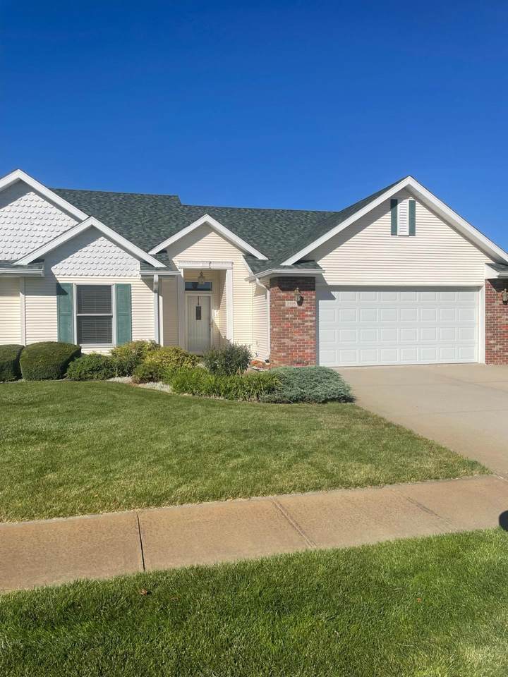 2815 Husker Lane - Photo 1