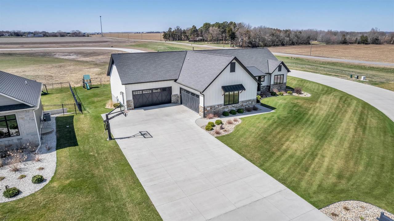 6762 56TH Ave Place - Photo 1