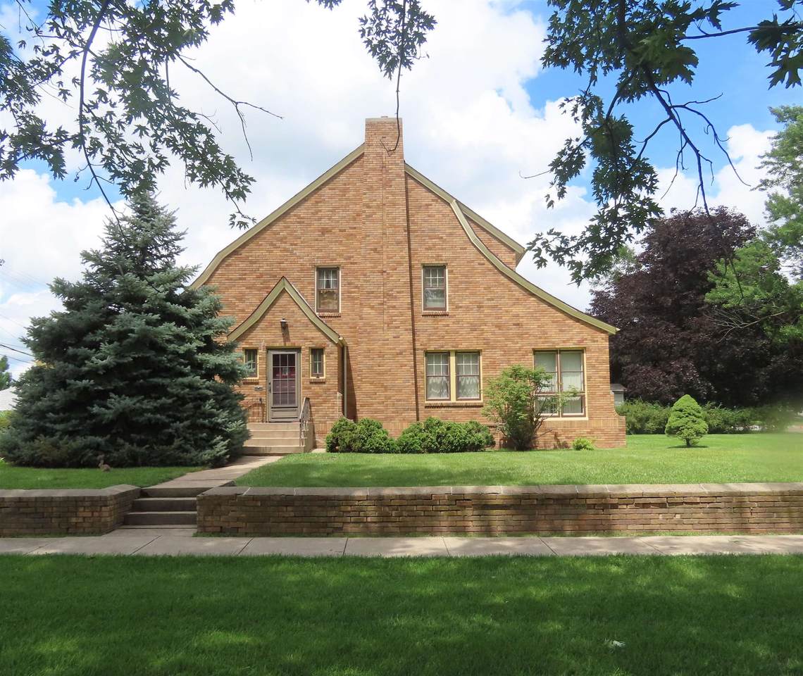 680 D Street - Photo 1