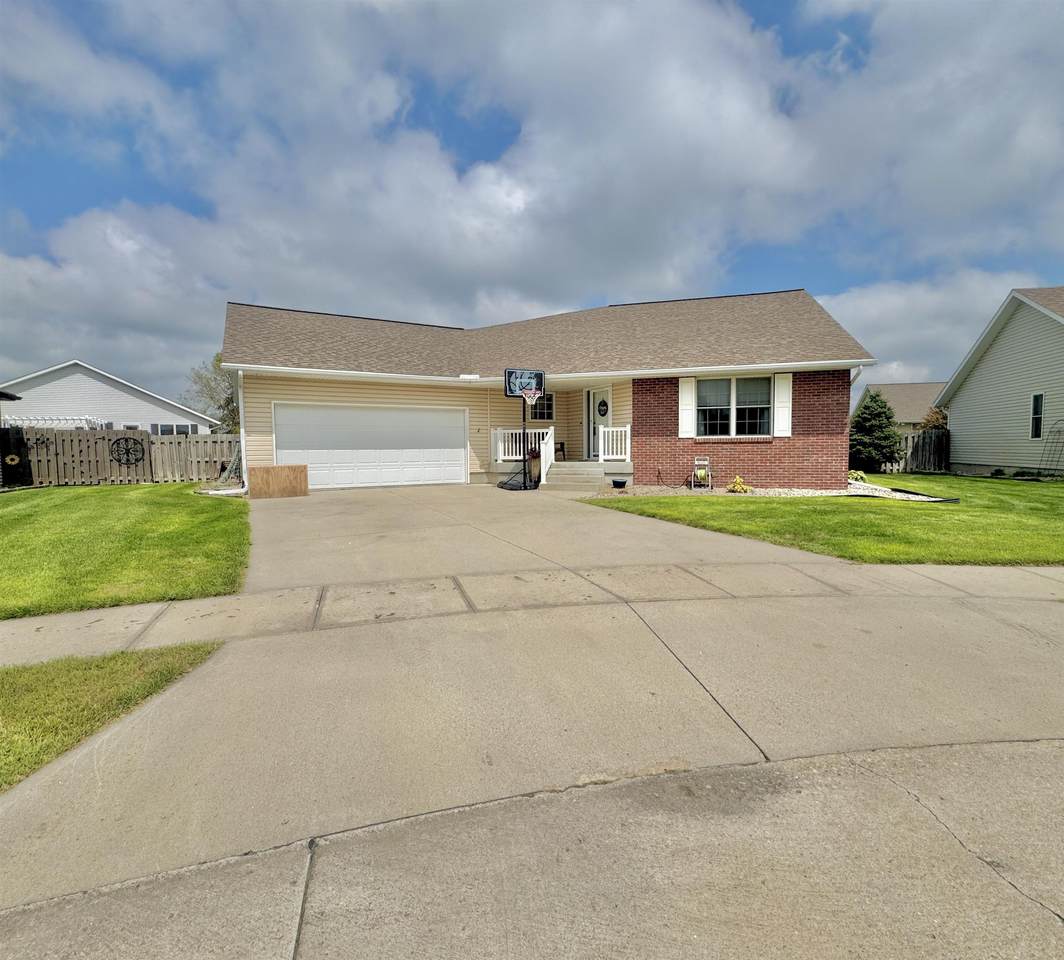 4926 Tallgrass Place - Photo 1