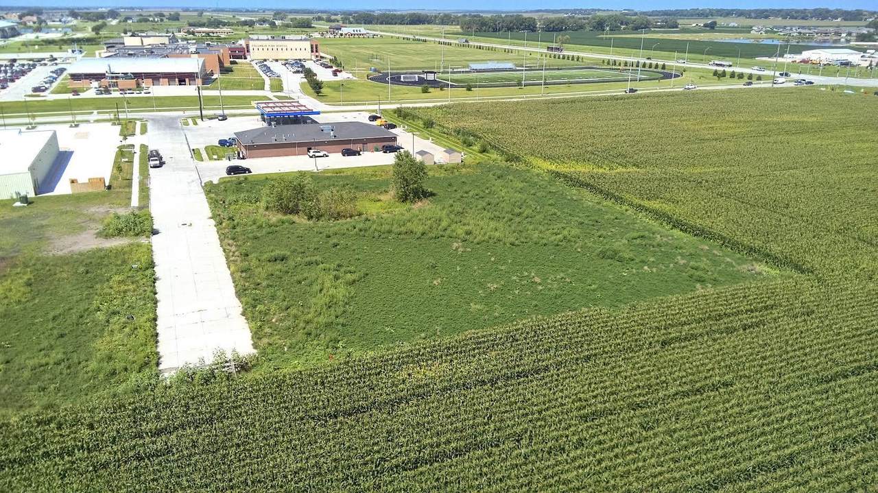 3120 42nd Street - Photo 1