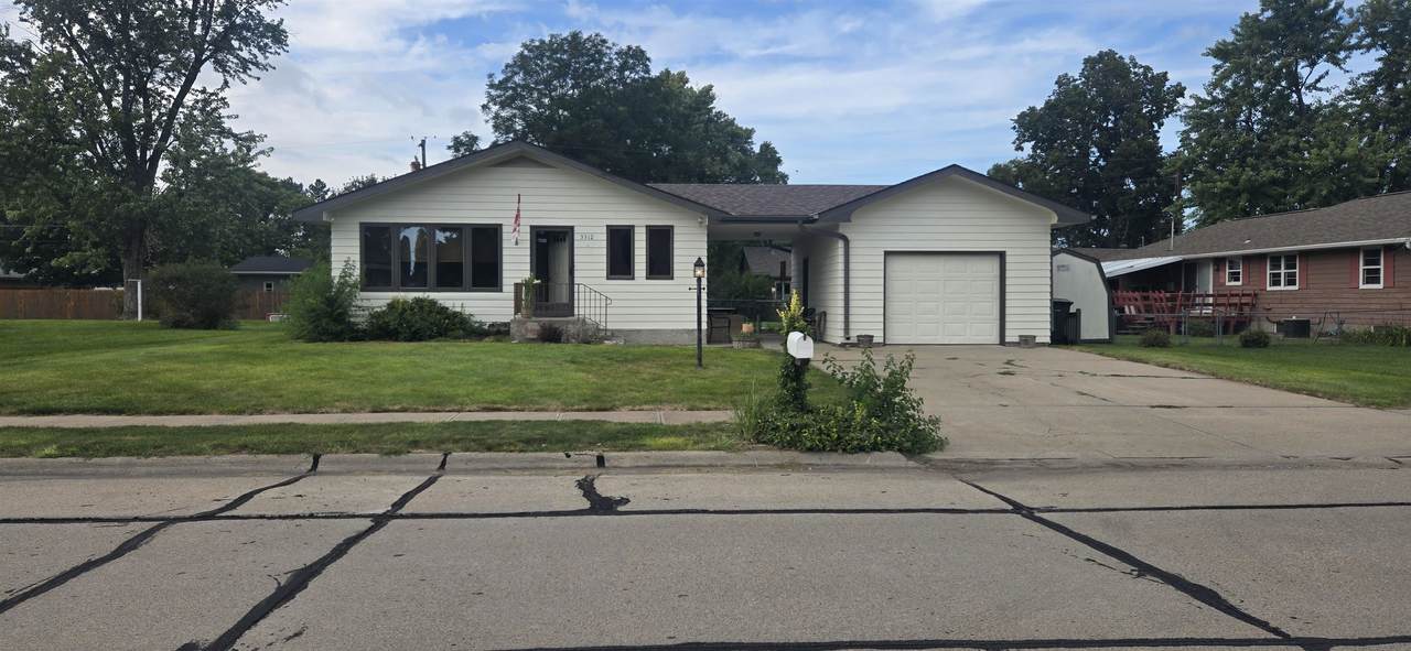 3312 35th Street - Photo 1