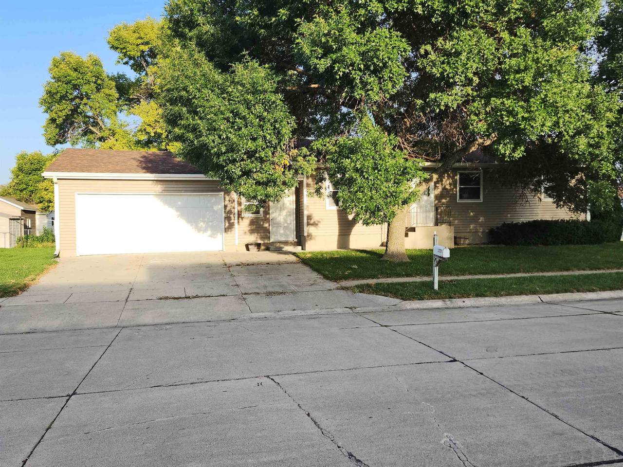 3159 Kummer Drive - Photo 1