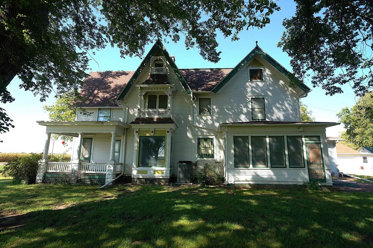 740 41 Road - Photo 1