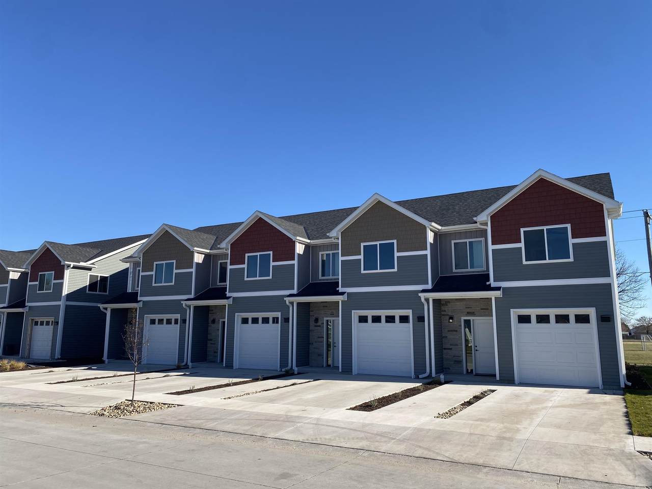 461 7th Avenue - Photo 1