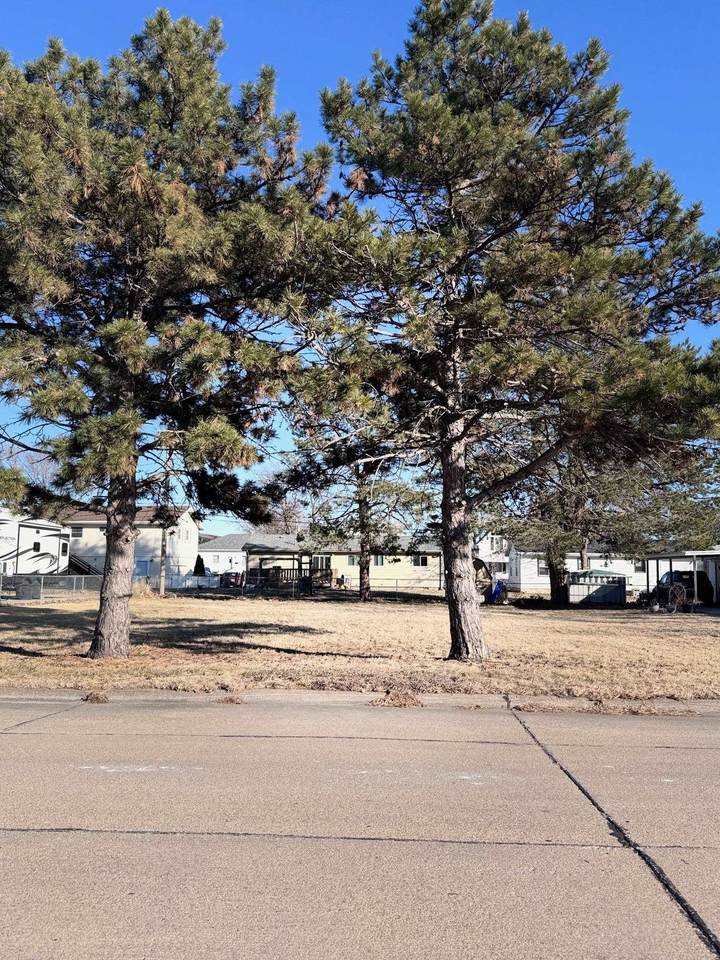 3200 Mueller Drive - Photo 1