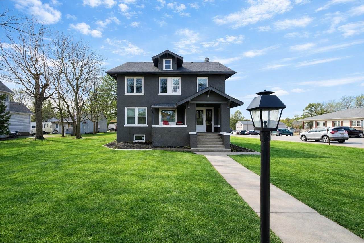 110 2nd Street - Photo 1