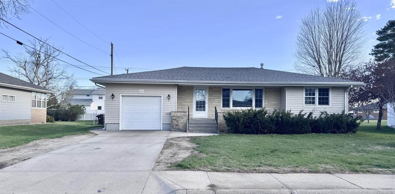 1821 27th Street - Photo 1