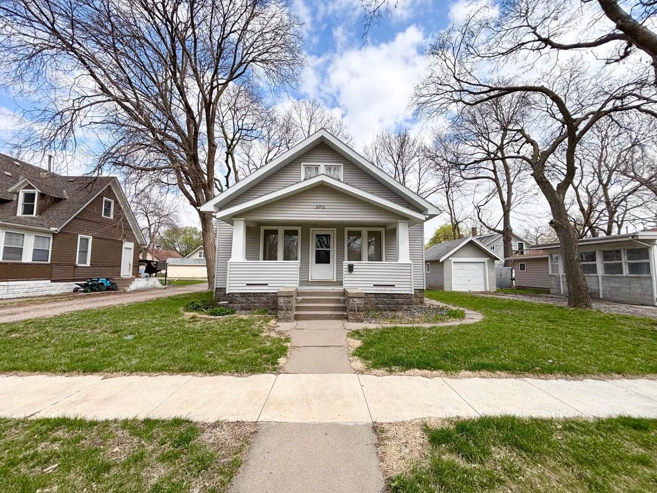 2710 18th Street - Photo 1