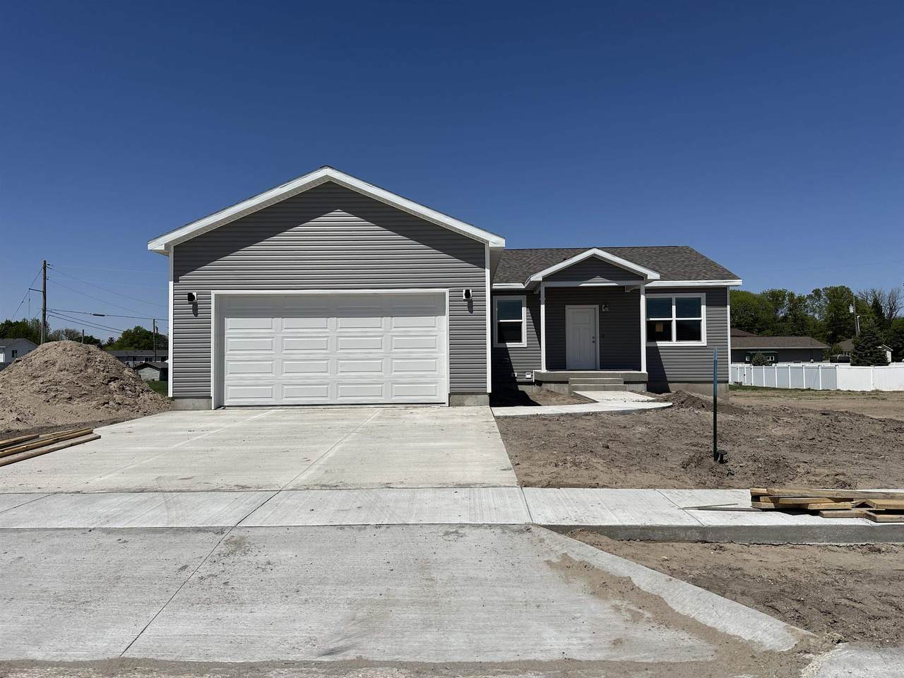 1026 1St Street - Photo 1
