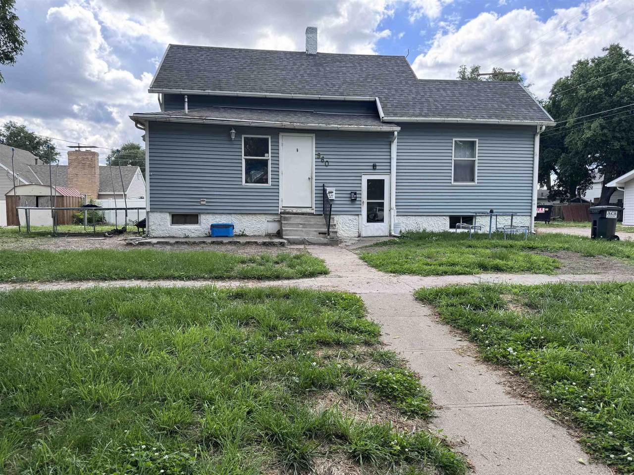 960 25th Avenue - Photo 1